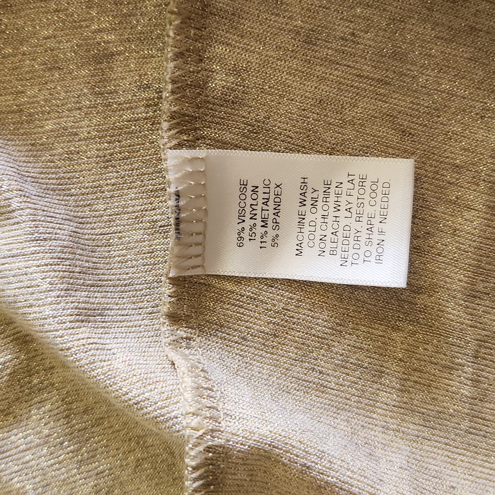 White House Black Market WHBM Sleeveless Gold Metallic Holiday Christmas Top EUC - Picture 5 of 11